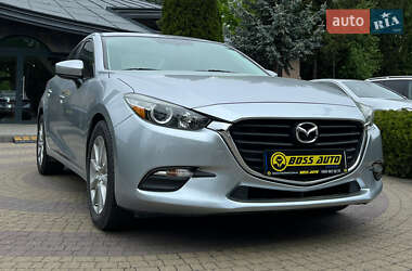 Седан Mazda 3 2016 в Львові