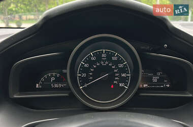 Седан Mazda 3 2016 в 