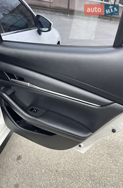 Хэтчбек Mazda 3 2021 в 