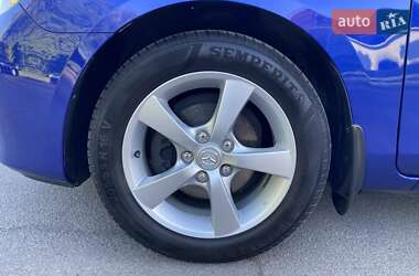 Хэтчбек Mazda 3 2006 в 