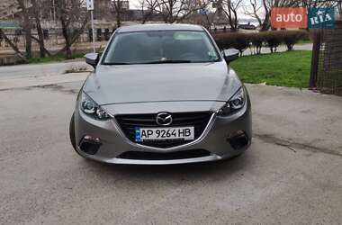 Седан Mazda 3 2015 в Запоріжжі