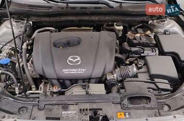Седан Mazda 3 2015 в 