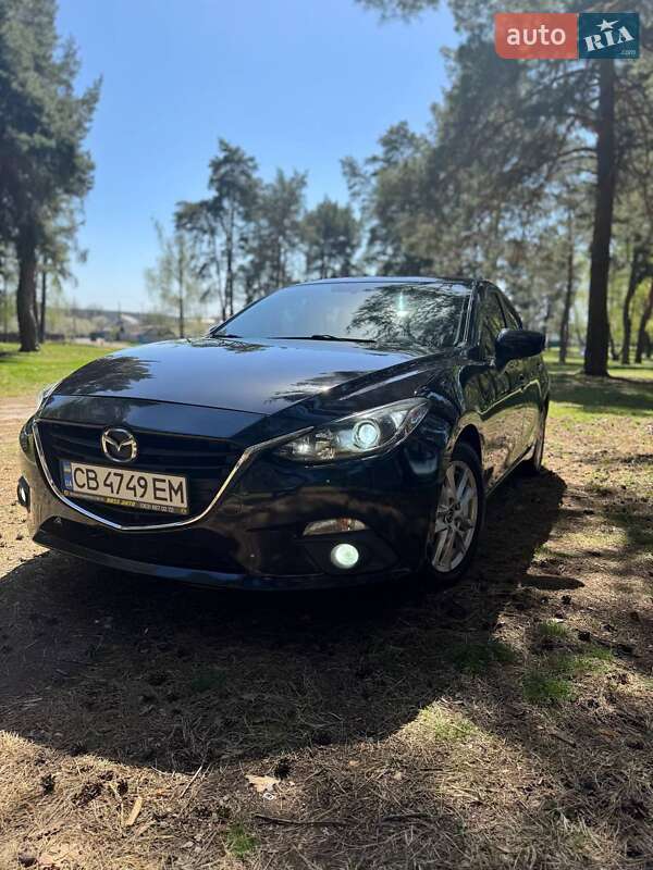 Хэтчбек Mazda 3 2014 в 