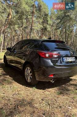 Хэтчбек Mazda 3 2014 в 