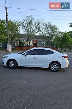 Седан Mazda 3 2015 в 