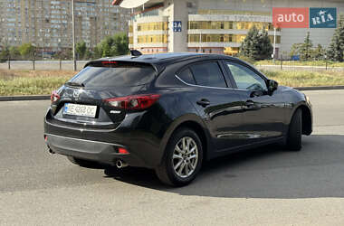 Хетчбек Mazda 3 2013 в 
