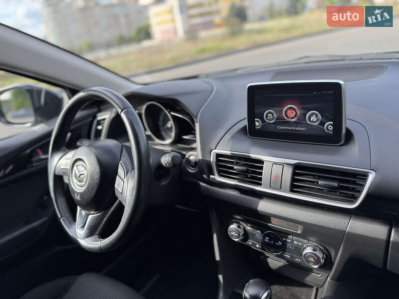 Хэтчбек Mazda 3 2013 в Киеве