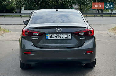 Седан Mazda 3 2017 в 