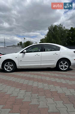 Седан Mazda 3 2005 в 