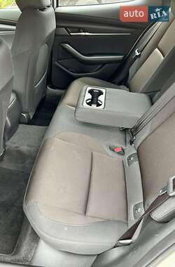 Хэтчбек Mazda 3 2022 в 
