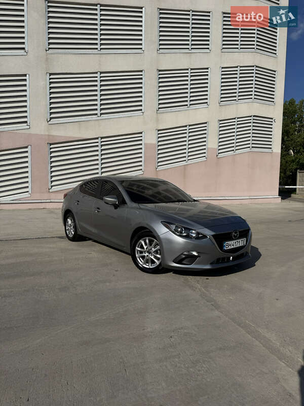 Mazda 3 2016