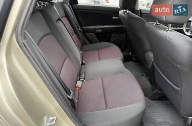 Хэтчбек Mazda 3 2005 в 