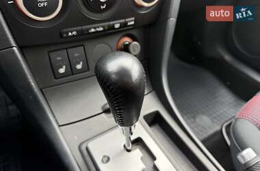 Хэтчбек Mazda 3 2005 в 