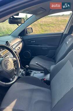 Седан Mazda 3 2008 в Миронівці