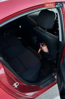Седан Mazda 3 2006 в 