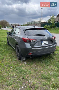 Хетчбек Mazda 3 2015 в 