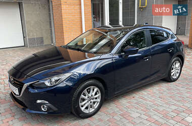 Хэтчбек Mazda 3 2015 в Киеве
