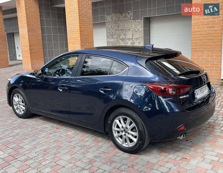 Хетчбек Mazda 3 2015 в Києві