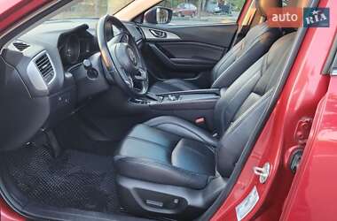 Седан Mazda 3 2017 в 