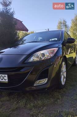 Хэтчбек Mazda 3 2009 в 