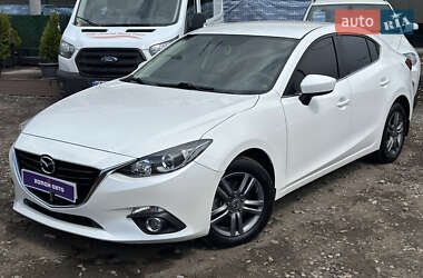 Седан Mazda 3 2014 в Киеве