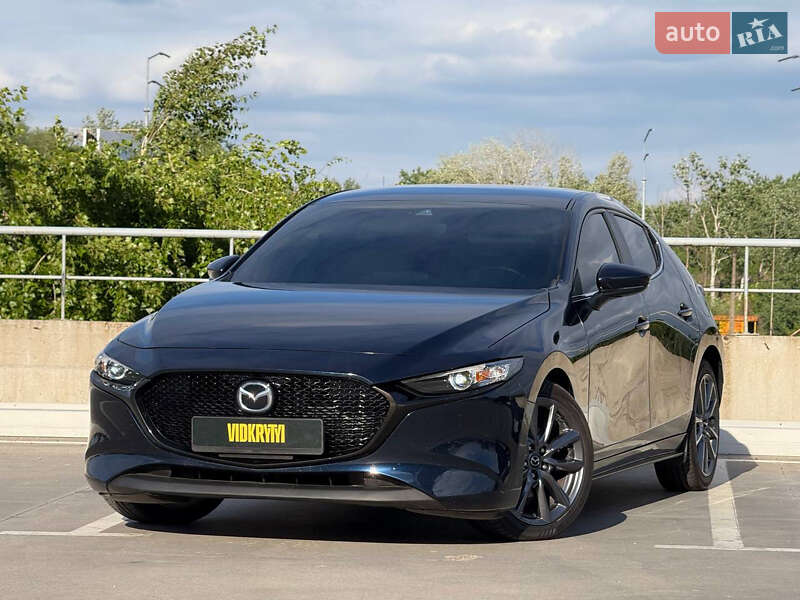 Mazda 3 2019