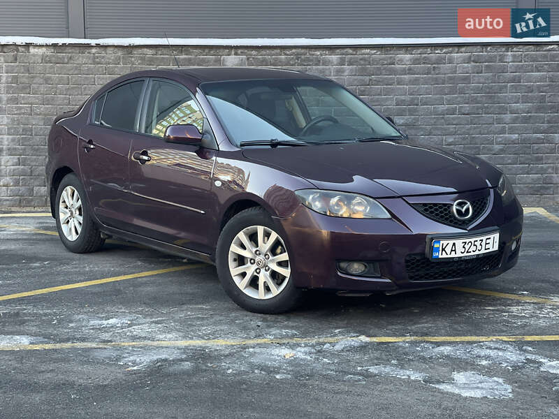Седан Mazda 3 2008 в 