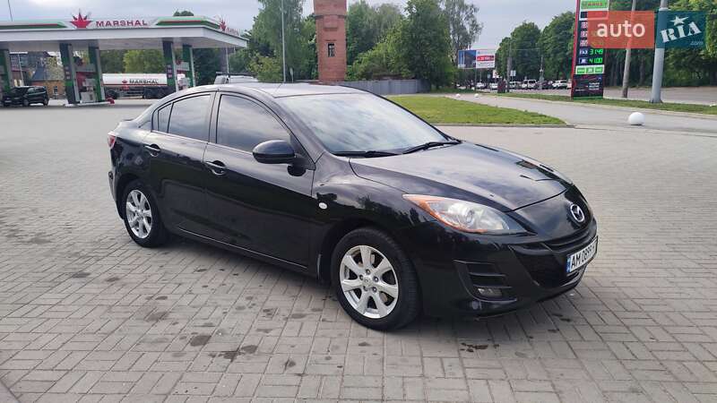 Седан Mazda 3 2010 в Житомирі