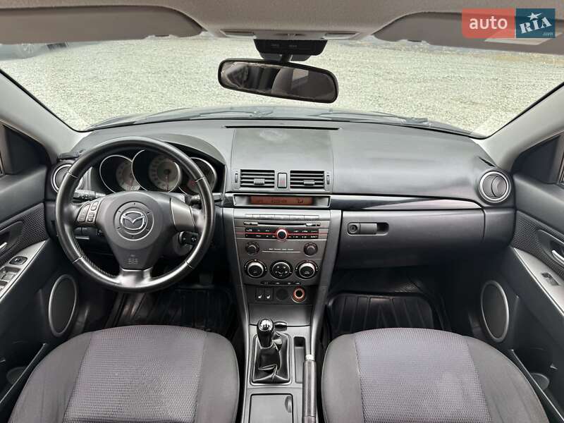 Седан Mazda 3 2006 в Харькове