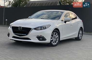 Седан Mazda 3 2015 в Дніпрі