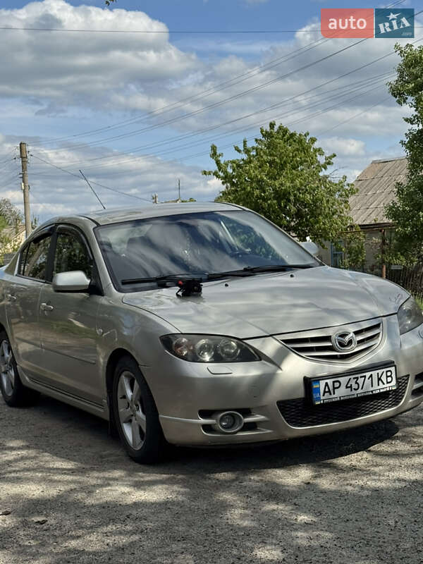 Хэтчбек Mazda 3 2004 в 