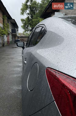Седан Mazda 3 2014 в 