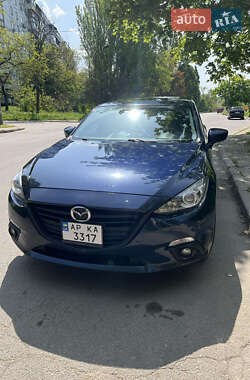 Седан Mazda 3 2015 в 