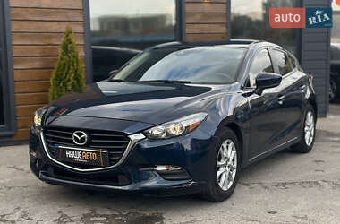 Хэтчбек Mazda 3 2017 в Шептицькому