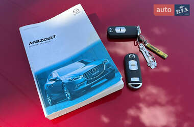 Хетчбек Mazda 3 2017 в 