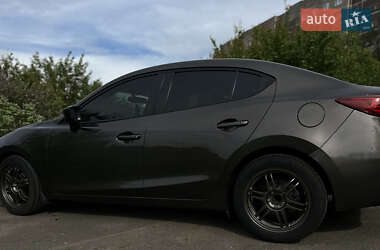 Седан Mazda 3 2014 в 