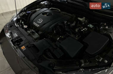 Седан Mazda 3 2014 в 