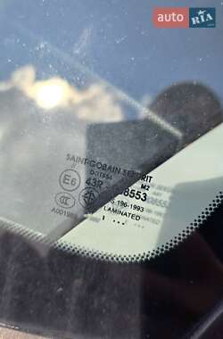 Хэтчбек Mazda 3 2006 в 