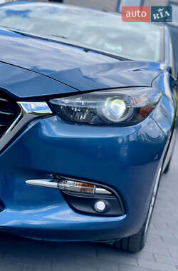 Хетчбек Mazda 3 2017 в 