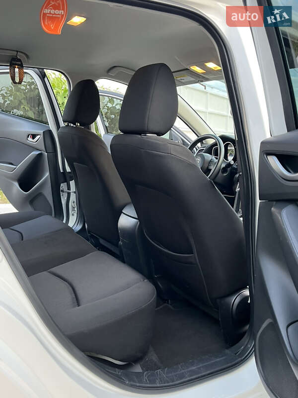 Седан Mazda 3 2015 в Василькові