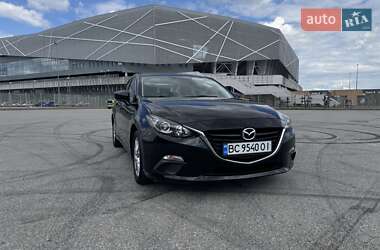 Седан Mazda 3 2015 в 