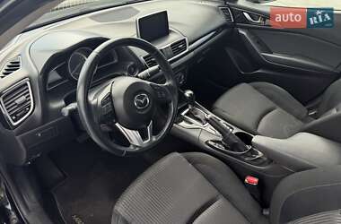 Седан Mazda 3 2015 в 
