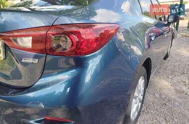 Седан Mazda 3 2018 в 