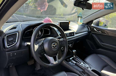 Седан Mazda 3 2014 в 