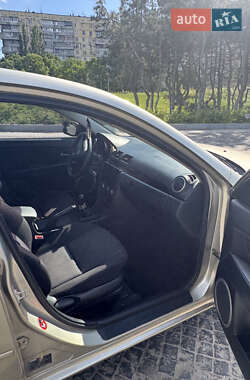Седан Mazda 3 2006 в 