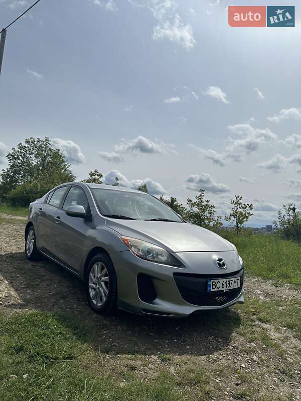 Седан Mazda 3 2011 в Івано-Франківську фото 2 Седан Mazda 3 2011 в Івано-Франківську