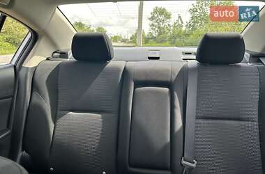 Седан Mazda 3 2011 в 