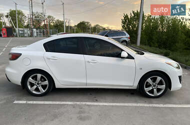 Седан Mazda 3 2009 в 