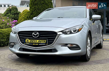Седан Mazda 3 2016 в 