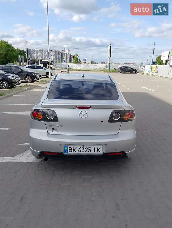 Седан Mazda 3 2005 в Крюковщине
